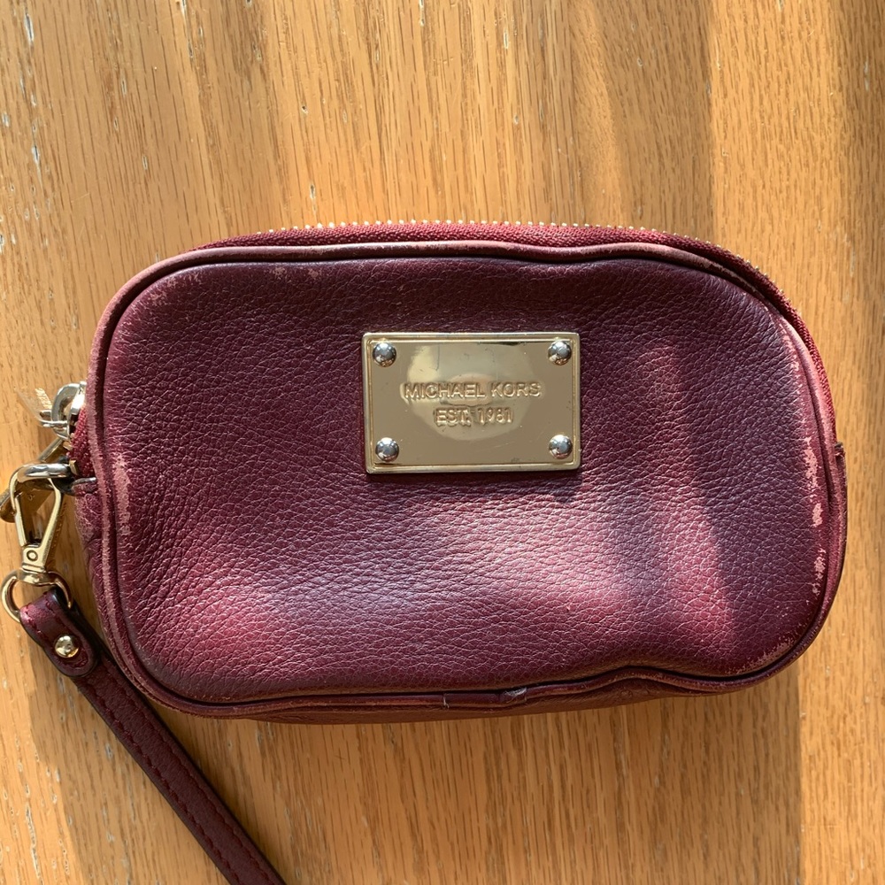 michael Kors Wristlet